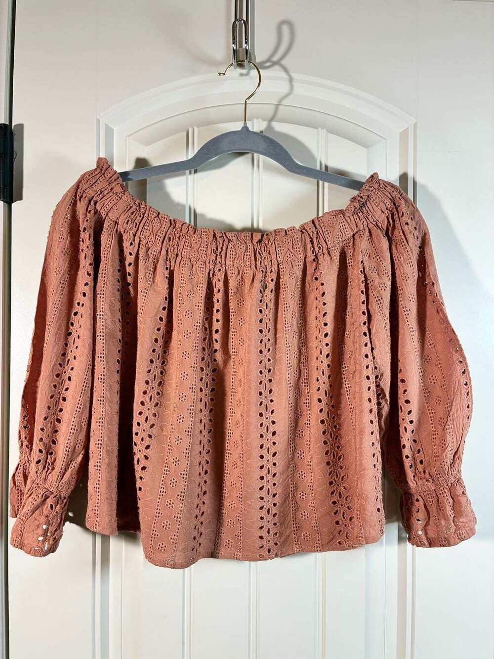 Forever 21 Contemporary Pink Eyelet Off-The-Shoulder Ruffled Blouse medium